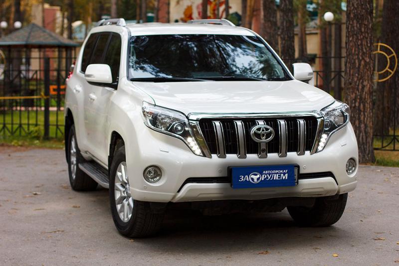 Прокат автомобиля Toyota Land Cruiser Prado